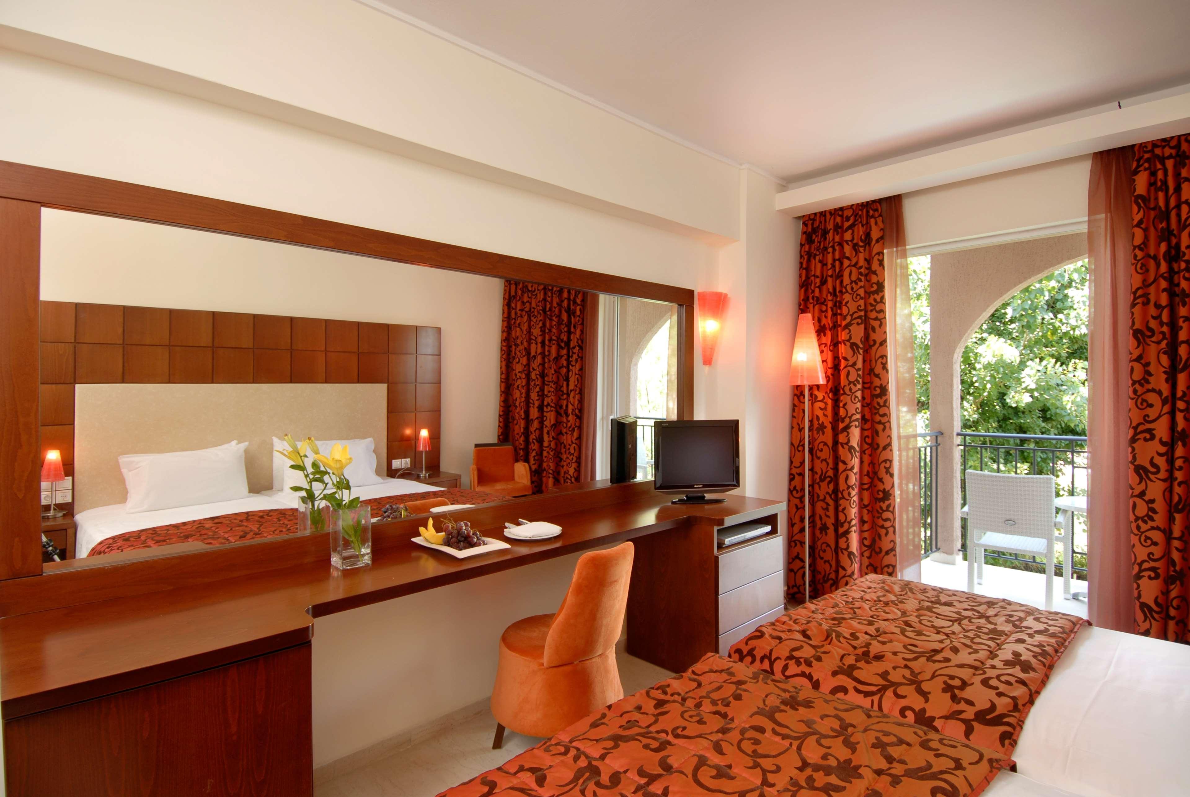 Zante Park Resort & Spa BW Premier Collection Laganas Room photo